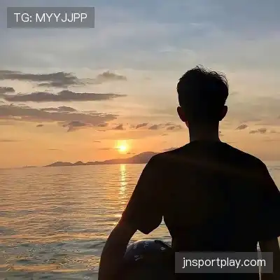 骆铖柳
